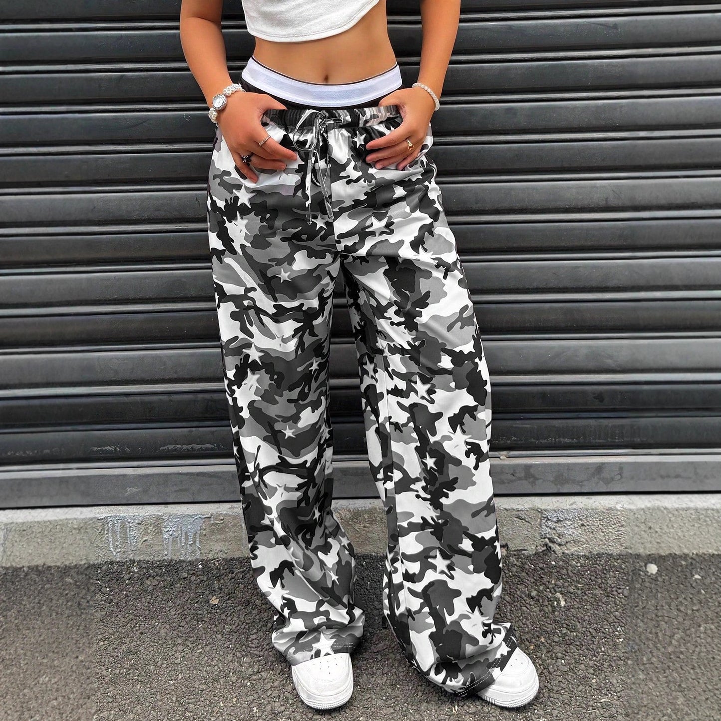 New Camouflage Fashionable Slimming Low-Waist Straight-Leg Pants