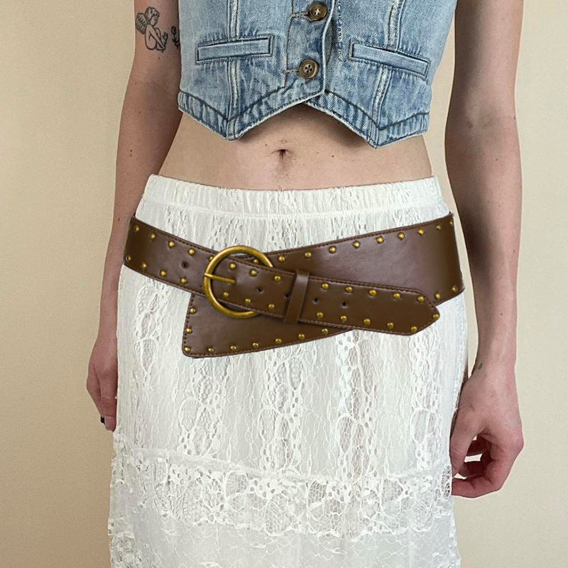 Retro Punk Belt with brown rivets and metal ring buckle