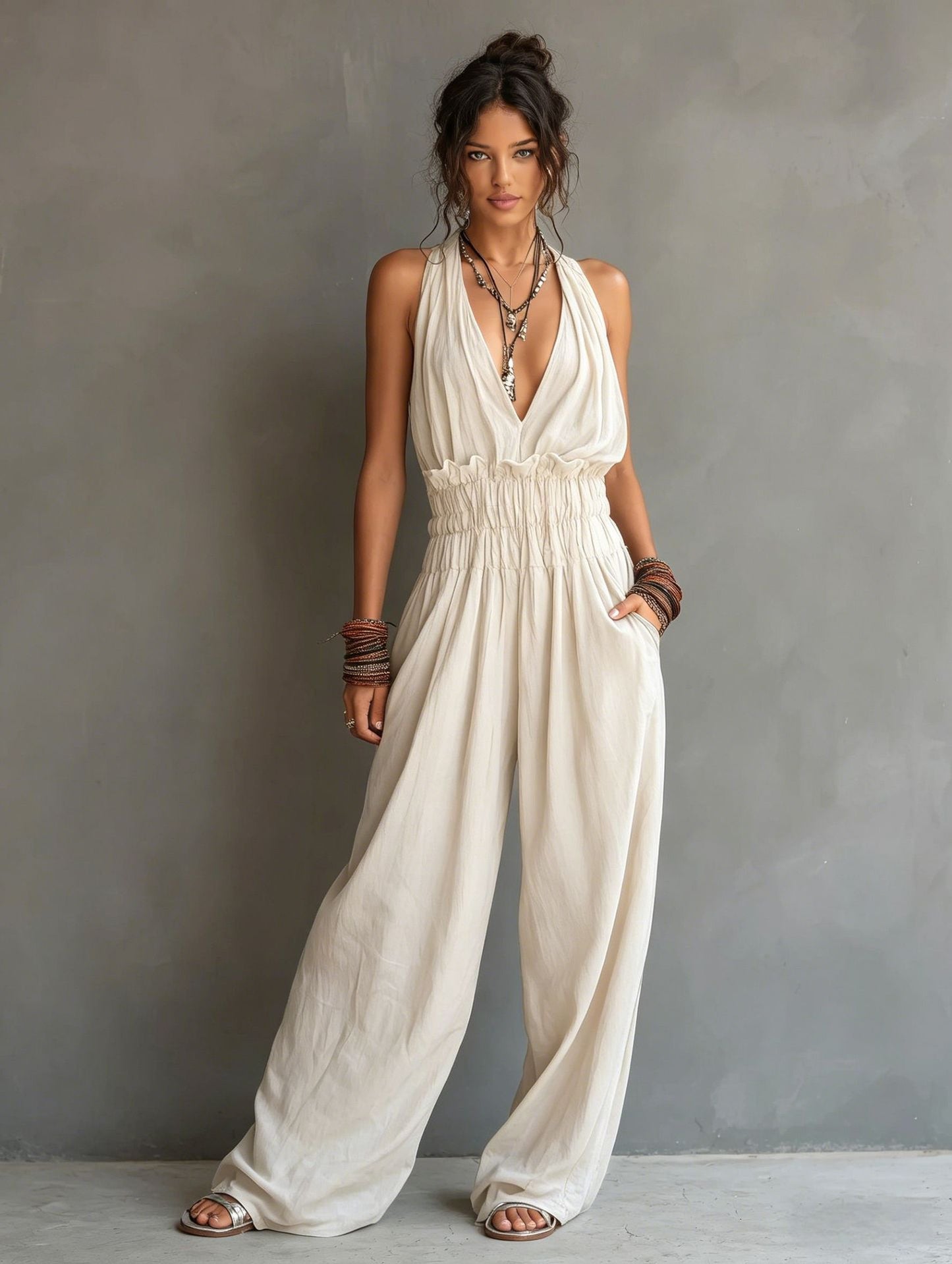 Strap-style V-neck Sleeveless Waist-cinching One-piece Suit