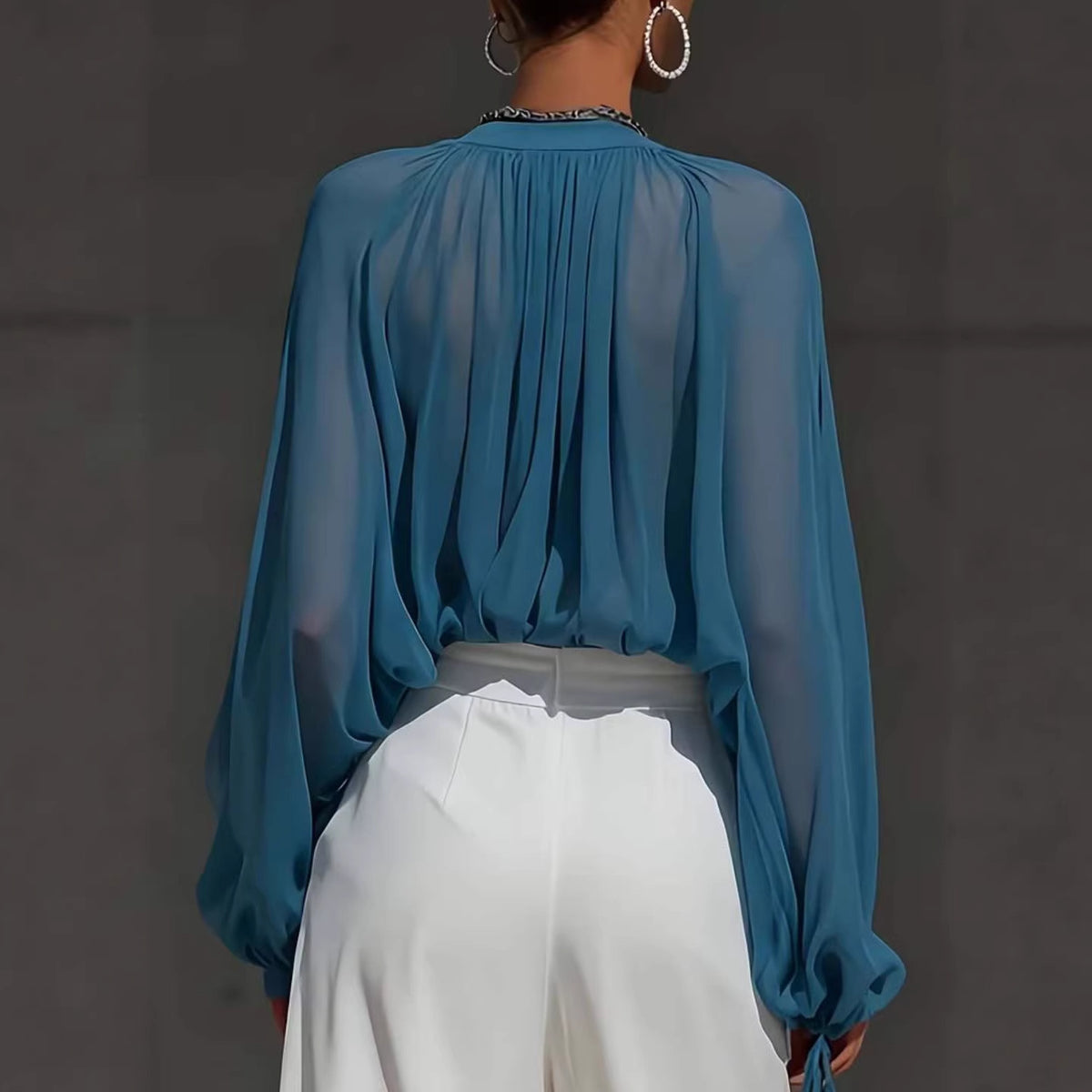 Loose-fit Plus-size Long-sleeve Shirt With A Deep V-neck And Puff Sleeves