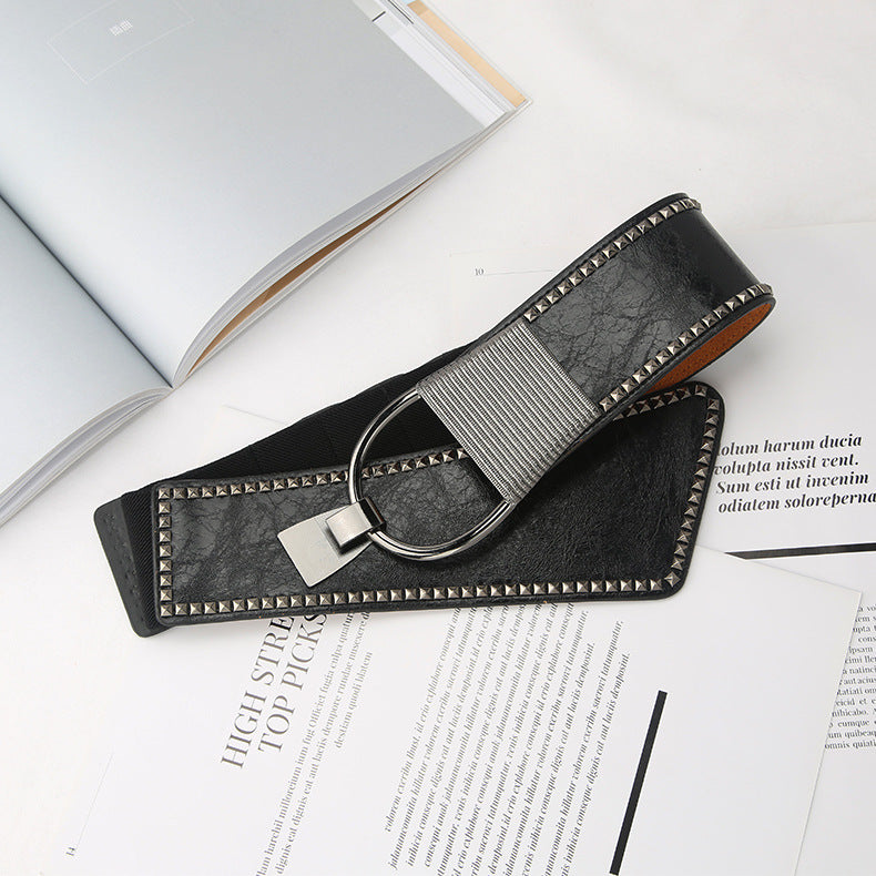 Simple Women's Rivet Belt for everyday fashion