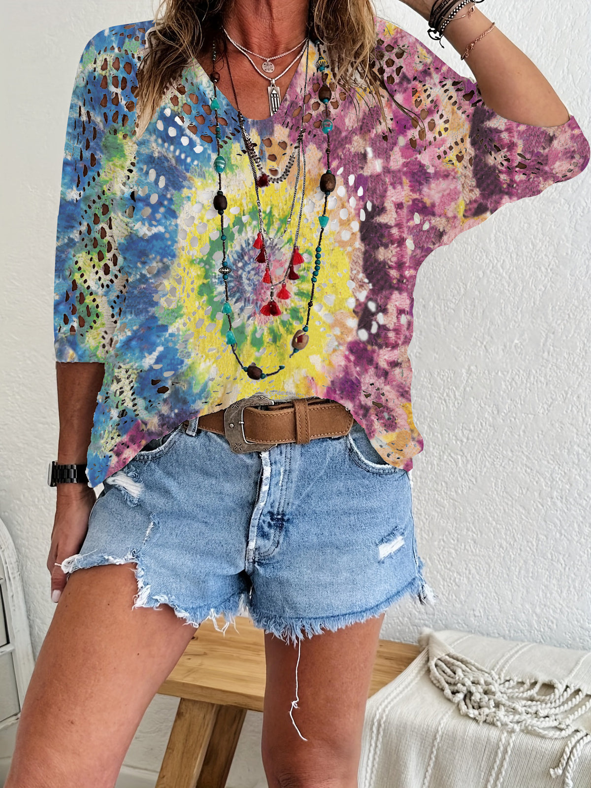 Womens Hollowed-Out Batwing-Sleeve Sweater With 3D Knitted Print