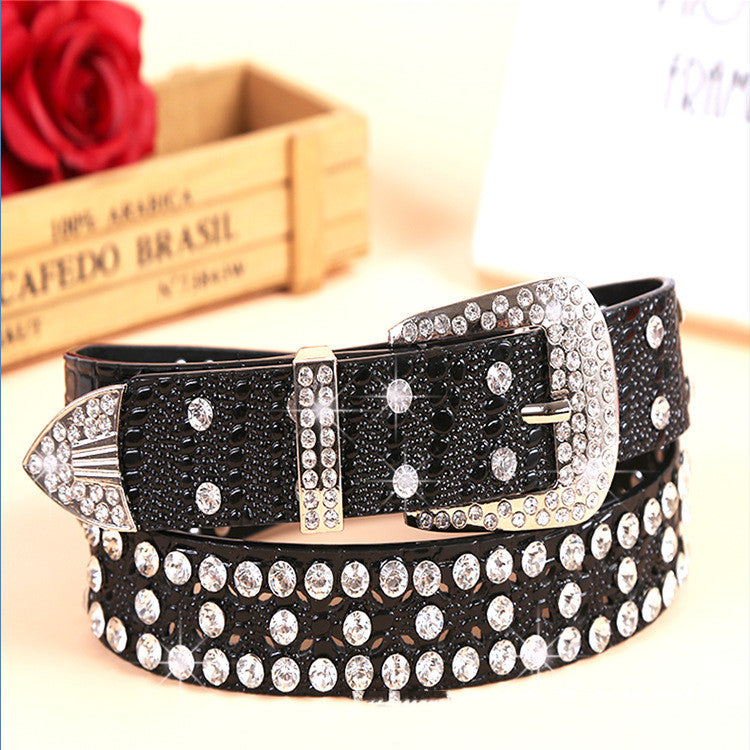 Ladies Fashion Belt with decorative buckle