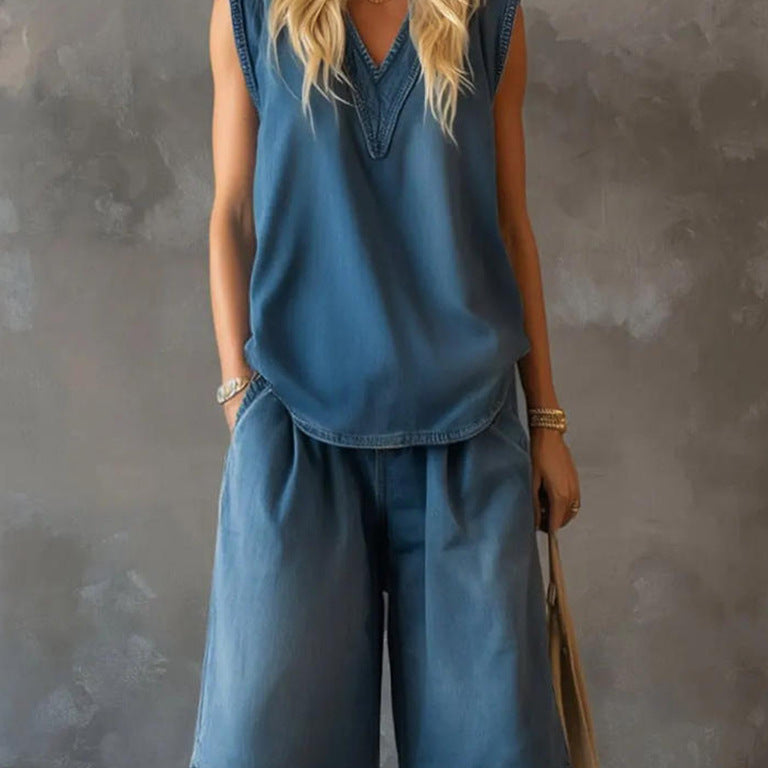 Womens V-neck Sleeveless Loose Top And Casual Wide-leg Shorts Set