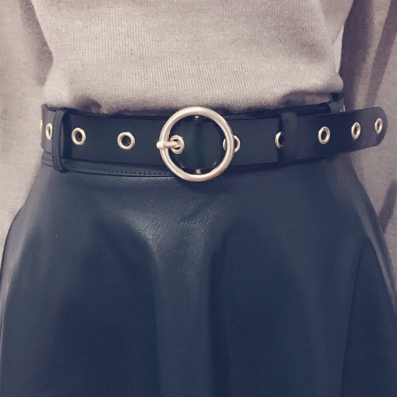 Classic Round Buckle Belt with jeans