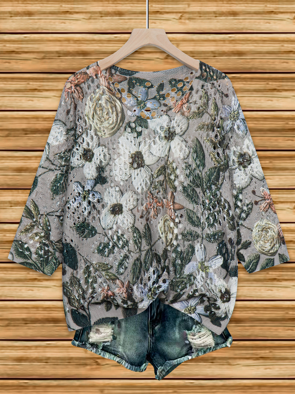 Womens Hollowed-Out Batwing-Sleeve Sweater With 3D Knitted Print