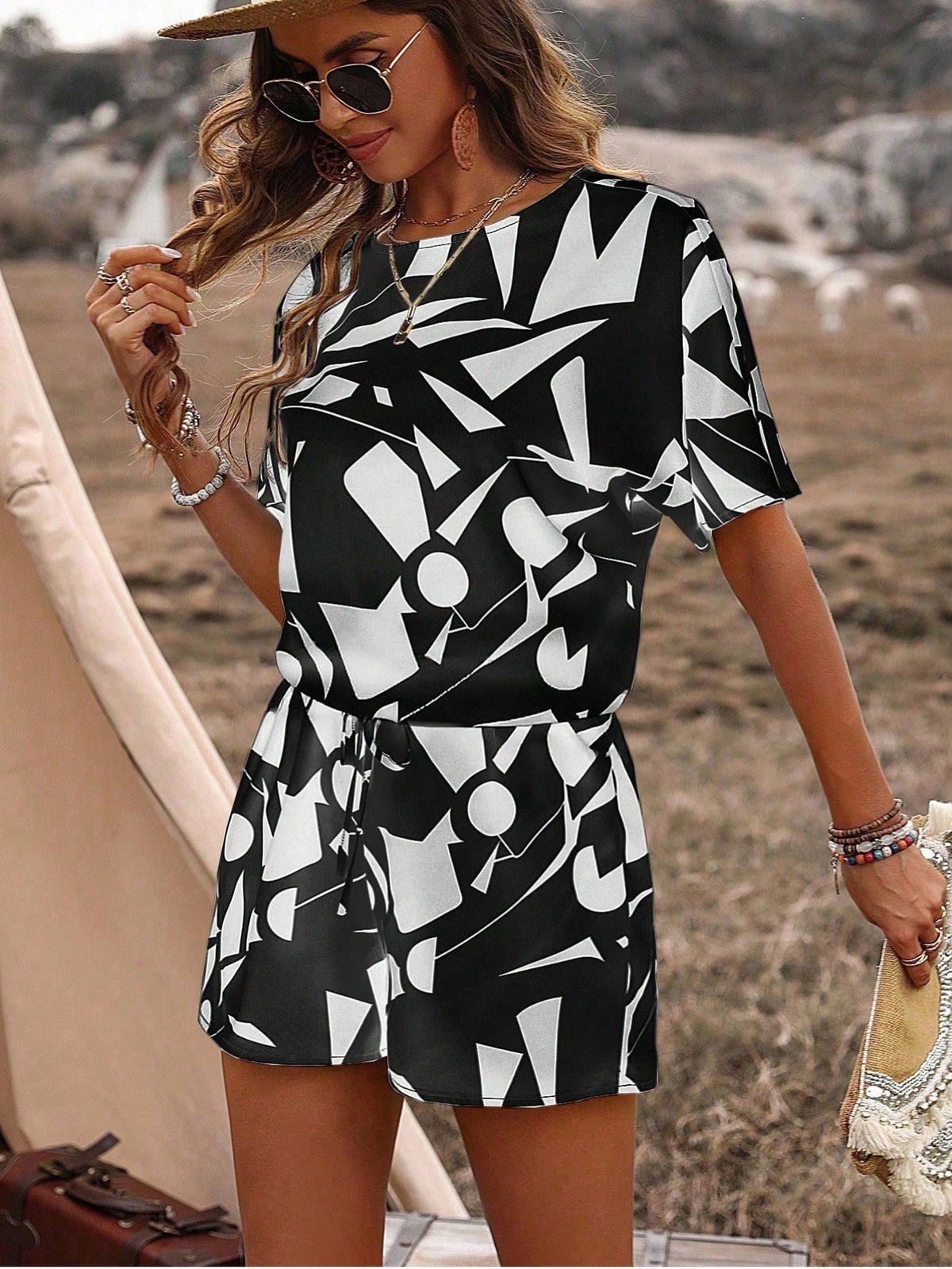 Casual Fashionable And Trendy Short-sleeve Crew-neck Top With Tie-dye Design And Matching Shorts Set