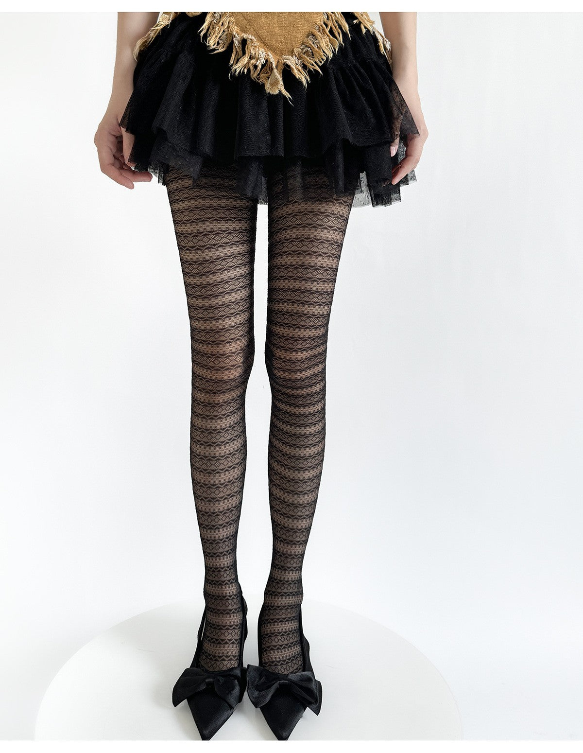 Retro Horizontal Lace Hollow Stockings Pure Desire Thin Jacquard Pantyhose Spring And Autumn
