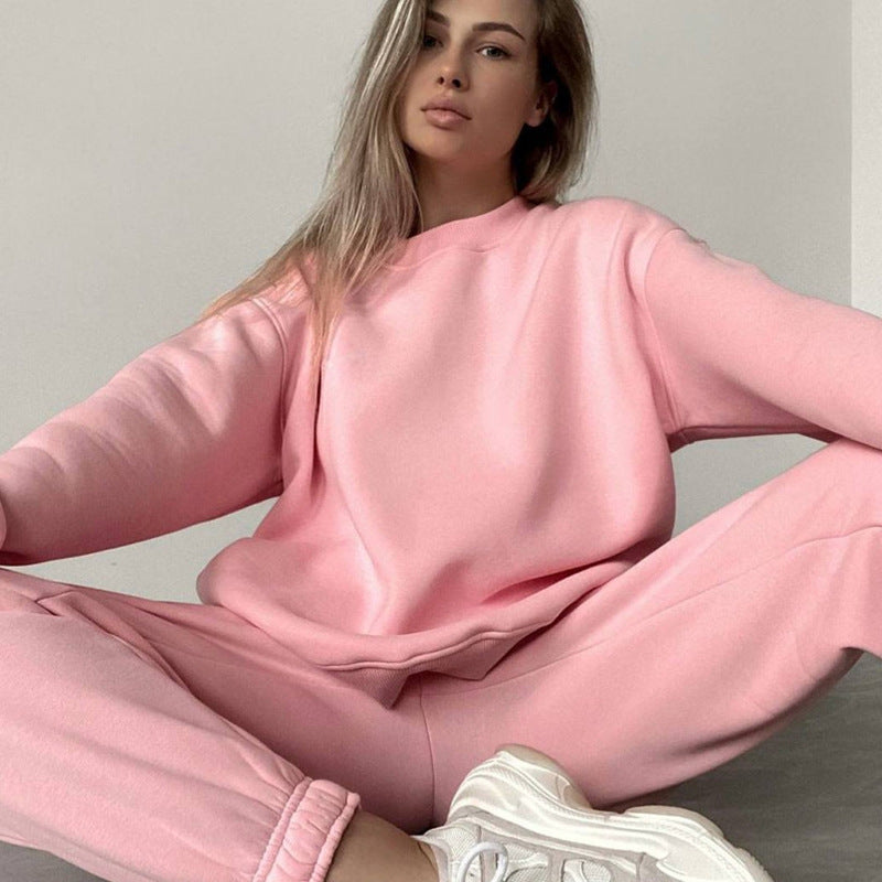 Fashionable Loose-fit Crewneck Sweatshirt With Long Sleeves And Casual Athletic Pants