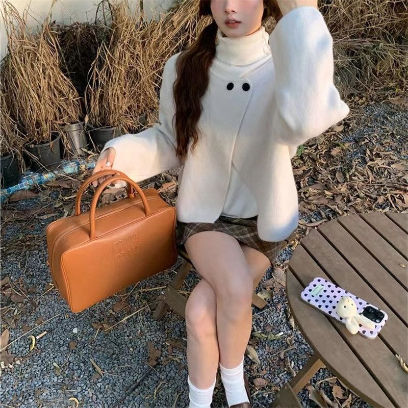 Two-button Designer-style Solid-color Knit Cardigan