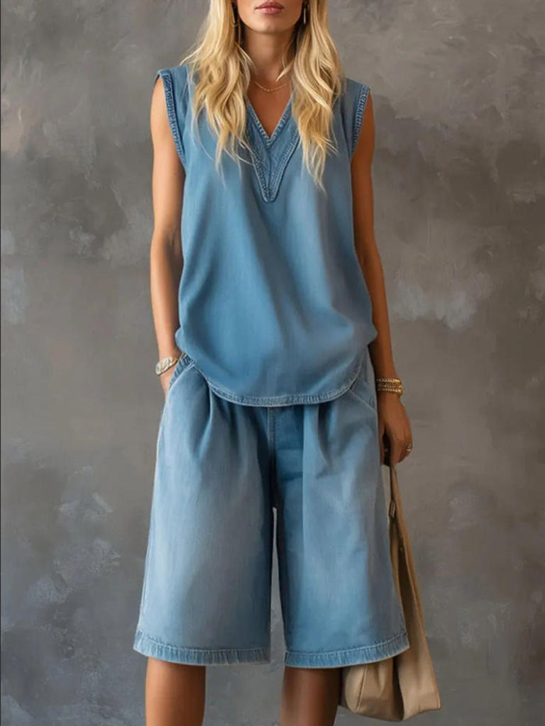 Womens V-neck Sleeveless Loose Top And Casual Wide-leg Shorts Set