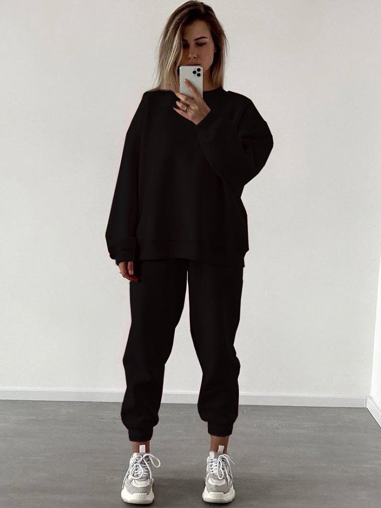 Fashionable Loose-fit Crewneck Sweatshirt With Long Sleeves And Casual Athletic Pants