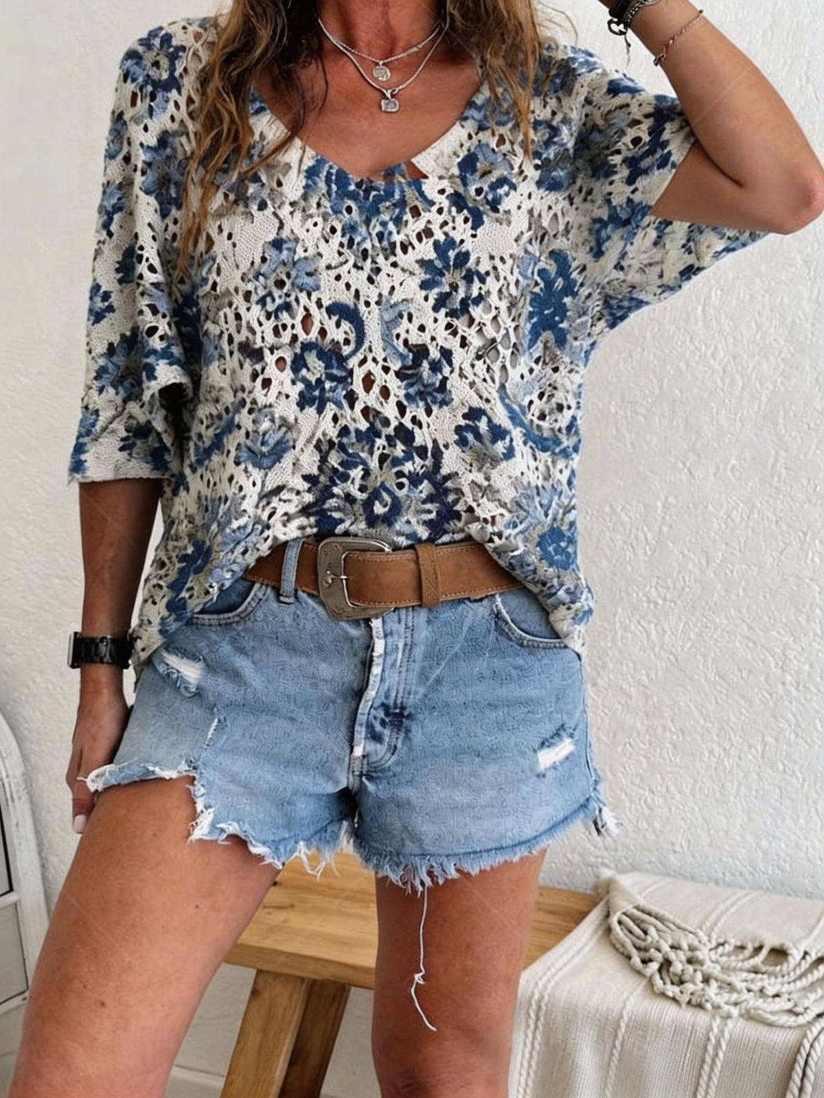 Womens Hollowed-Out Batwing-Sleeve Sweater With 3D Knitted Print