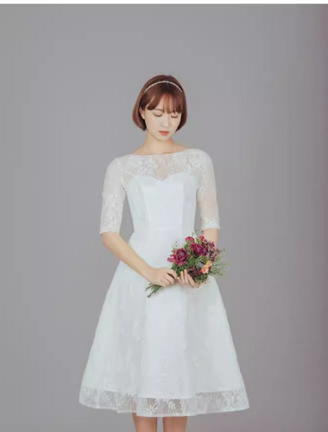 Sweet Short Lace Light Wedding Dress Forest-style Pastoral Beach